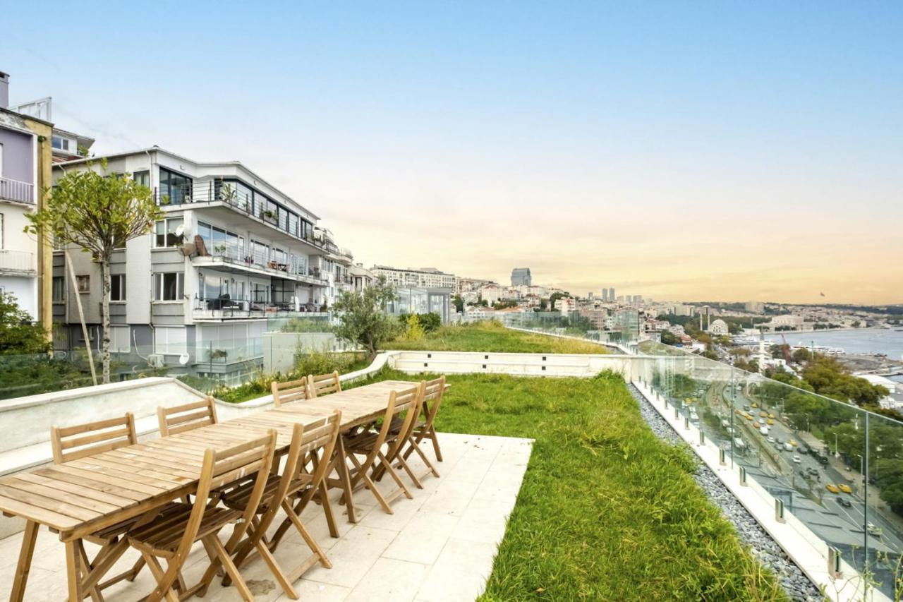 Excellent Flat W 360 Bosphorus View In Cihangir Istanbul Eksteriør billede